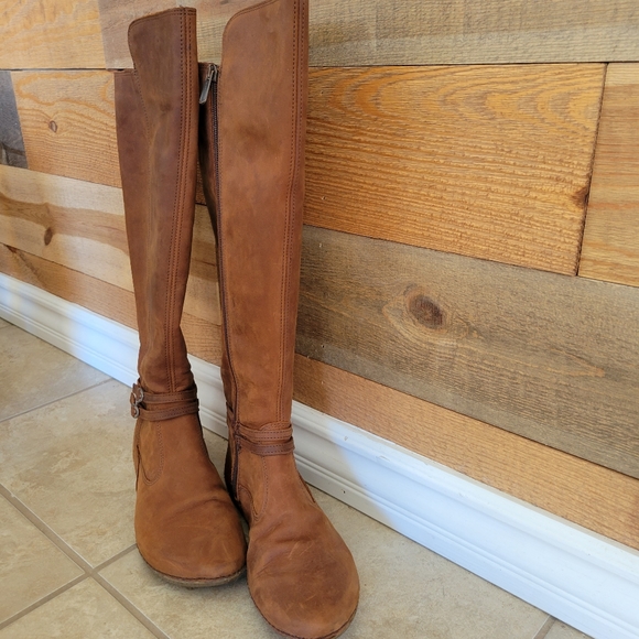🌴 EUC Neosens Genuine Leather tall boots. Flat heel - Picture 7 of 8